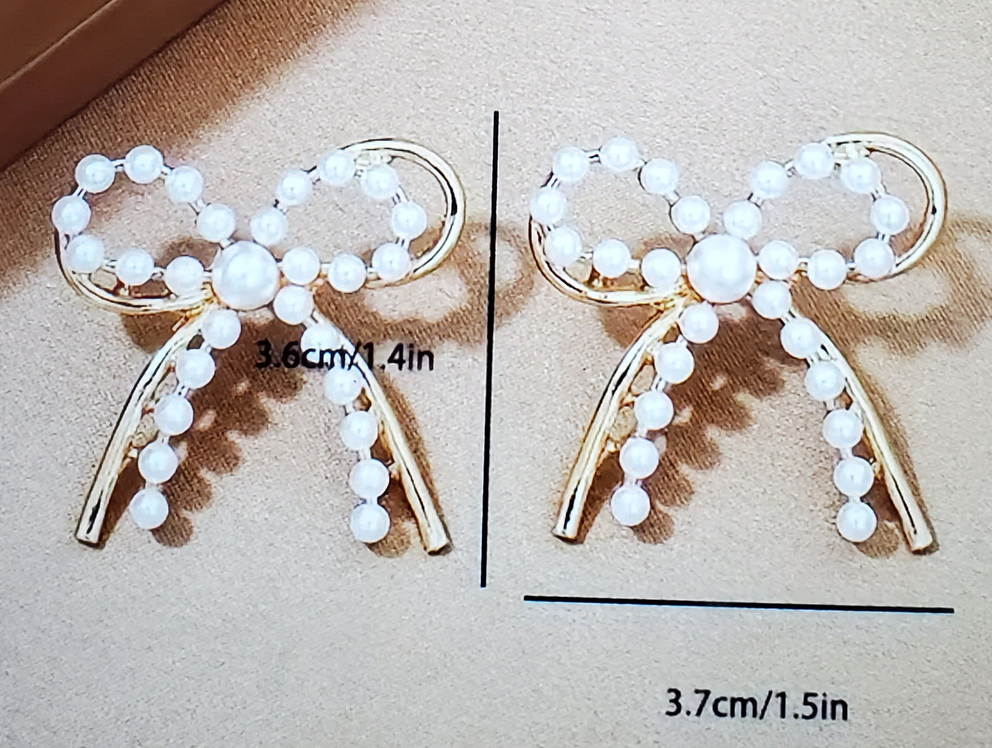 Tiny Faux Pearl Inlaid Bow Earrings