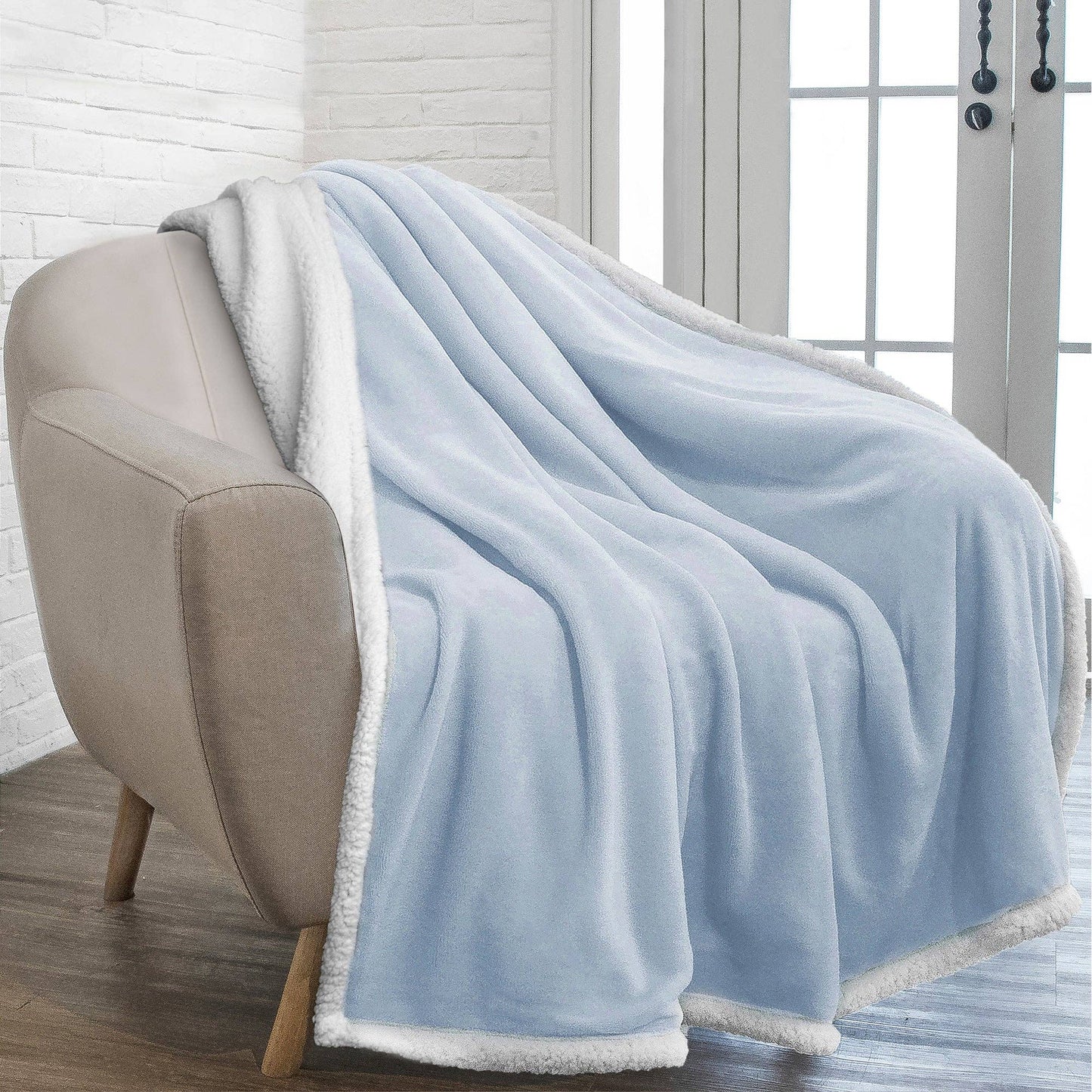 Premium Sherpa Fleece Throw Blanket